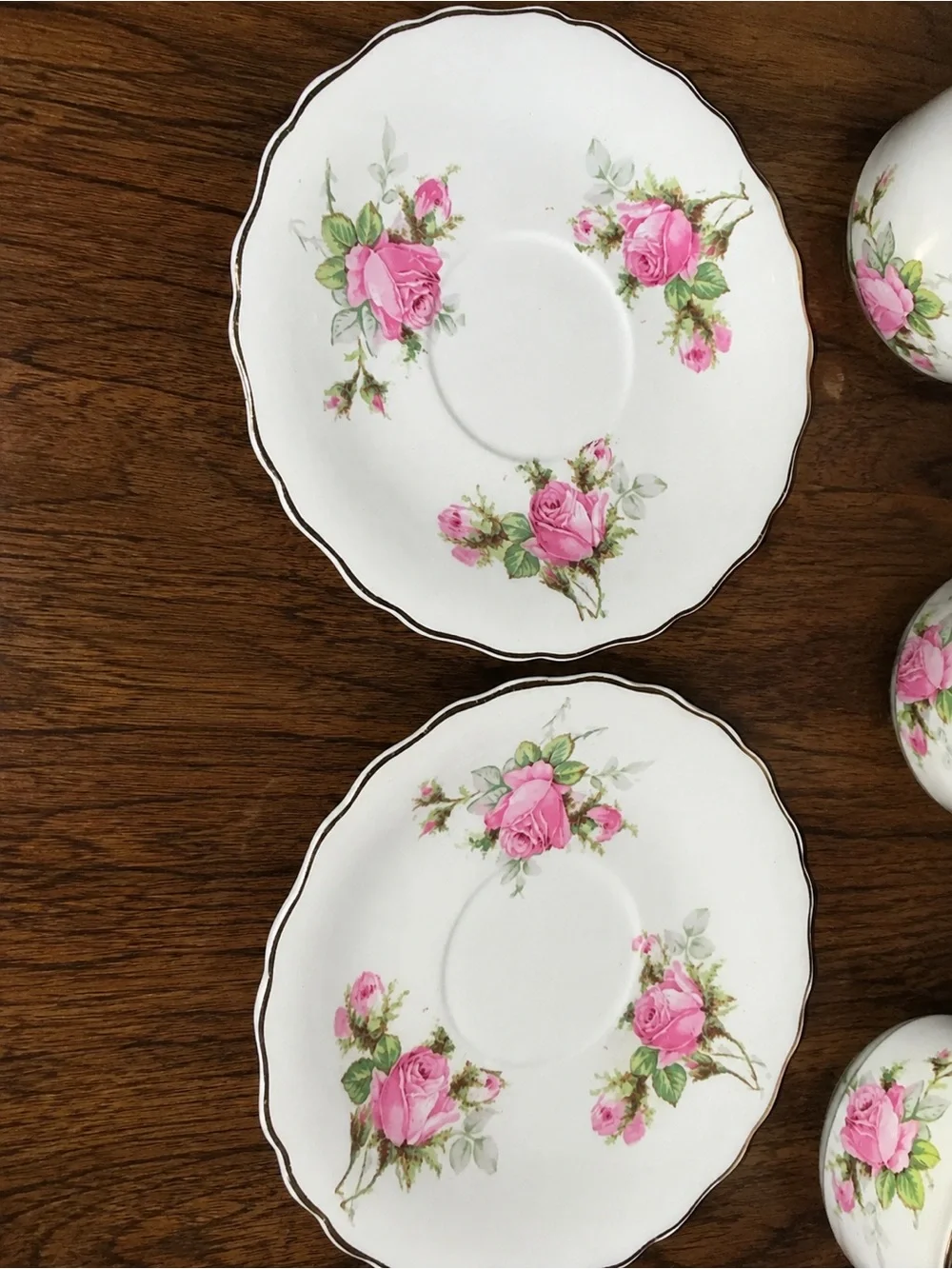 Vintage Pink Rose Tea Cups & Saucers 5 Piece Set Gold Trim Unmarked